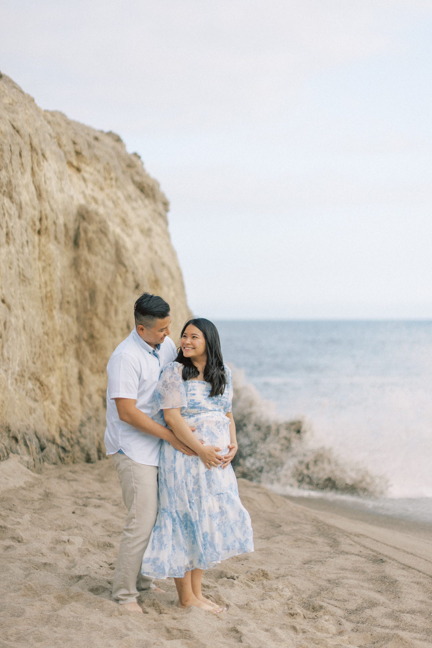top 10 date night ideas in Ventura CA before baby, baby moon ideas in Ventura, date nights in Ventura, Ventura baby moon, Ventura newborn photographer, Ventura maternity photographer, Ventura County baby moon ideas, Ventura County date night ideas before baby, Ventura County newborn photographer, Ventura County maternity photographer, Maternity session in Ventura, Newborn session in Ventura County, Maternity photographer in Malibu, Malibu newborn photographer, Santa Barbara Maternity photographer