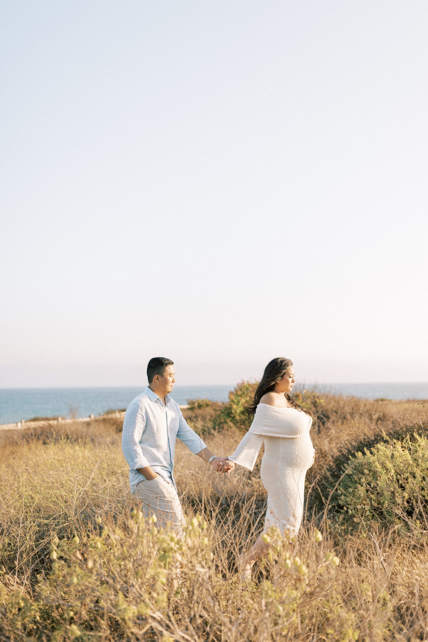 5 Tips for Gorgeous Fall Maternity Portraits in Ventura County, tips for fall maternity photos in Ventura, Ventura County maternity photographer, maternity photographer Thousand Oaks, Thousand Oaks maternity photographer, maternity photos in Ventura County, maternity photographer in Ventura County, Moorpark California Maternity Photographer, Maternity photography in Thousand Oaks, Maternity photography in Ventura, Motherhood Photographer Ventura, Ventura County motherhood photographer