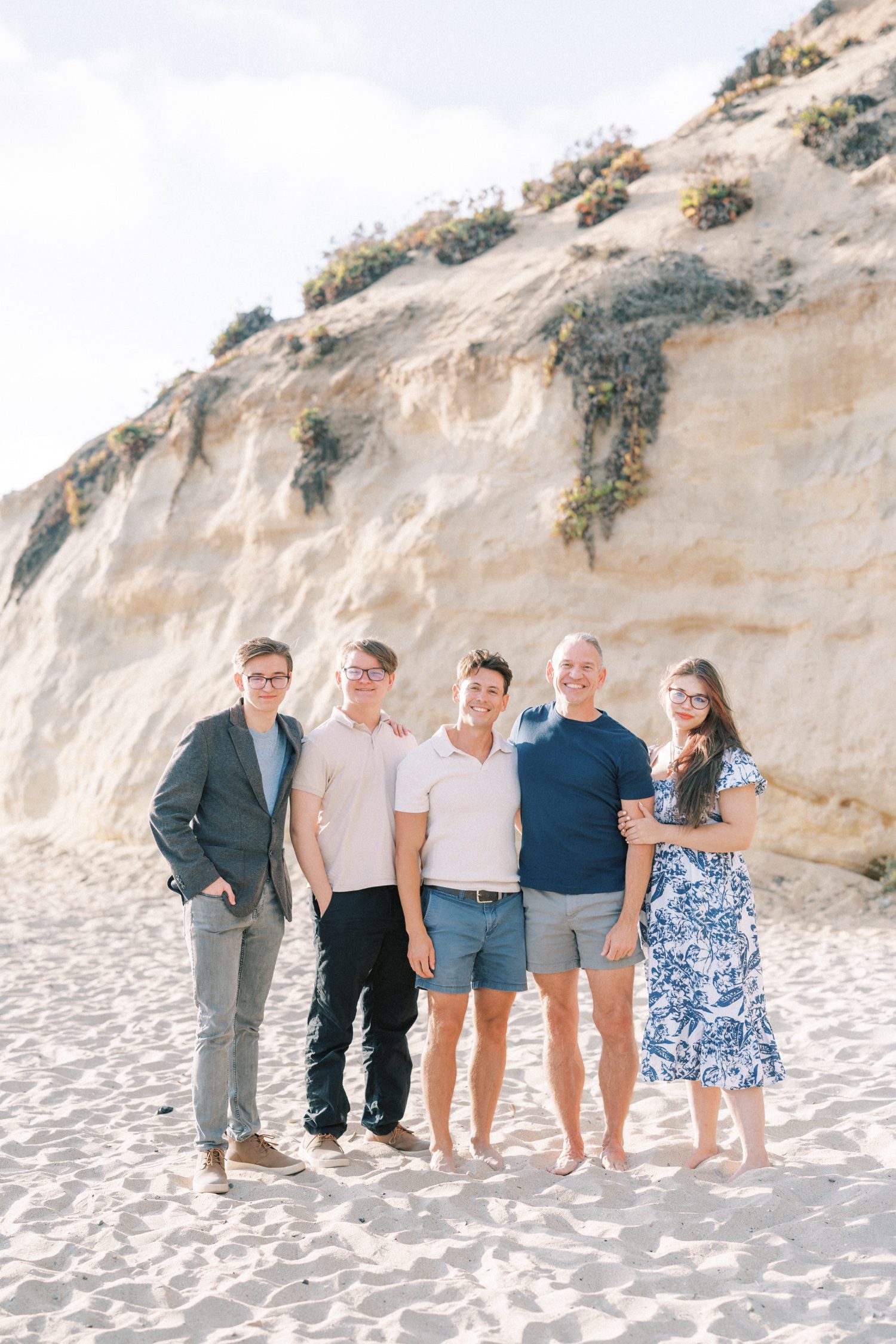 Fun extended family photographer in Ventura, Ventura family photographer, Malibu family photographer, family photographer in Ventura, Ventura family session, extended family photos in Ventura, family session in Ventura, family session in Malibu, Malibu family photographer, Ventura family session by the beach, extended family beach photographer in Ventura, extended family beach photographer in Malibu, Malibu family photos, Ventura family photos, Ventura County family session