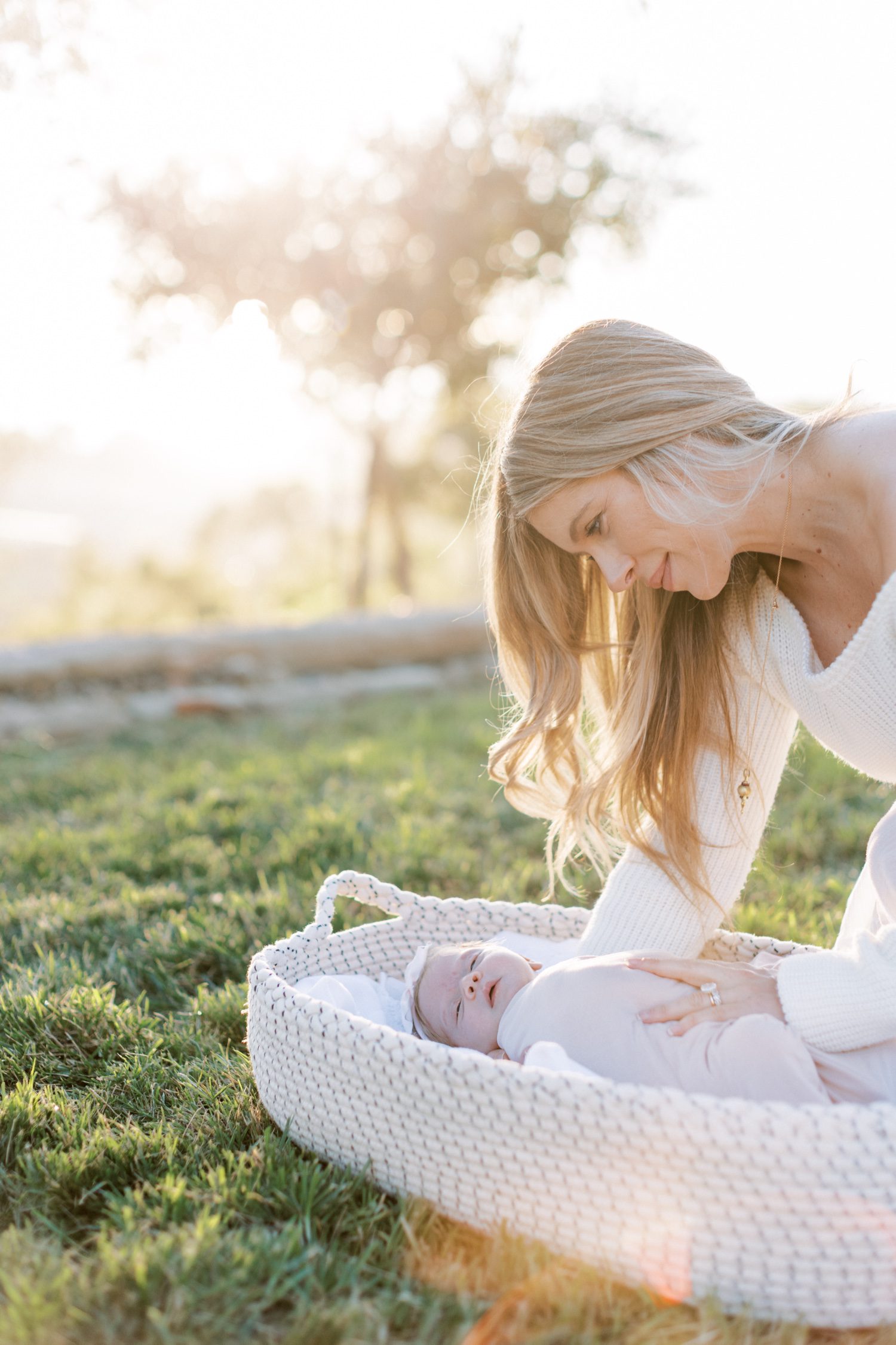 A Backyard Garden Newborn Session in Carpinteria, CA, Carpinteria Newborn Photographer, Carpinteria Newborn Session, Ventura County Newborn Photographer, Carpinteria Family Photographer, Newborn session in Carpinteria, Ventura County Newborn Photographer, Ventura County Newborn Photoshoot, Thousand Oaks Newborn Photographer, Santa Barbara Newborn Photographer, Backyard Newborn Session Carpinteria, Backyard Santa Barbara Newborn Session, Santa Barbara Family Photographer, SB County Photographer