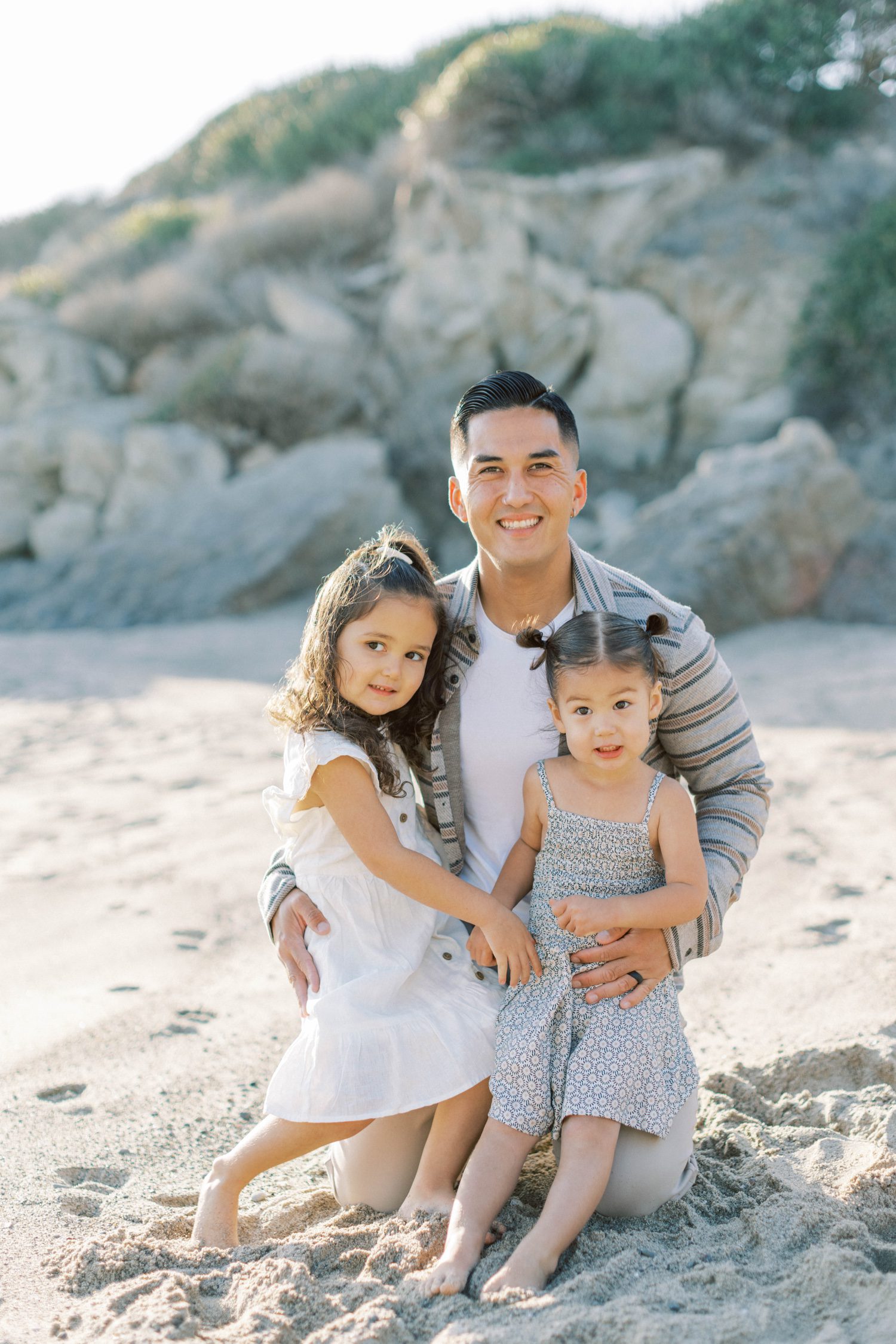 Malibu Beach Photographer-Tips for Your Beach Photo Session, Malibu Beach photographer, Malibu Beach Family Photographer, Family Photographer in Malibu, Los Angeles Family Photographer, Family Beach Photos Malibu, Malibu Beach Family Session, Family photos in Malibu CA, Malibu Family Beach Photos, Family Photography in Malibu, CA, Beach Family Photos in Malibu, Malibu Beach Family Session, Malibu Family Vacation Photos, Beach Vacation Photos in Malibu