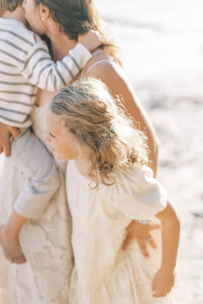 What to Wear for Family Photos (Family of 4 Outfit Ideas + Style Guide), family of four outfit ideas for outdoor photos, coordinated family photo outfits in neutral tones, what to wear for family photos with soft color palette, casual family outfits with denim and neutrals, fall family photo outfits with warm colors and layers, summer family photo outfits with light fabrics, cozy winter family outfits with textures, neutral outfit ideas for family photoshoot, family of four photoshoot outfit