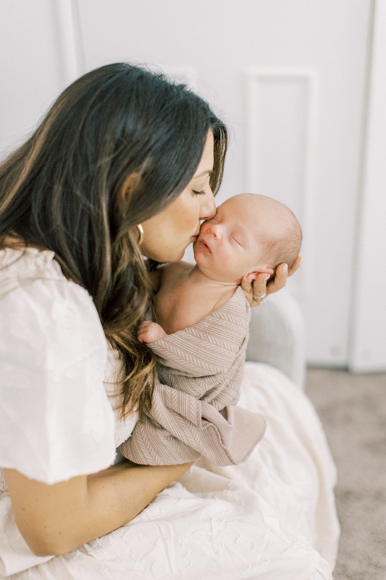 Thousand Oaks Newborn Photographer | Natural & Timeless Newborn Photography in Ventura County, Thousand Oaks Newborn Photographer, Newborn photographer Thousand Oaks, Ventura County Newborn Photographer, Newborn photographer ventura county, Moorpark newborn photographer, Conejo Valley Newborn Photographer, Camarillo Newborn Photographer, Simi Valley newborn photographer, Ventura Newborn Photographer, Oxnard Newborn Photographer, Westlake Village Newborn Photographer, Agoura Newborn photographer