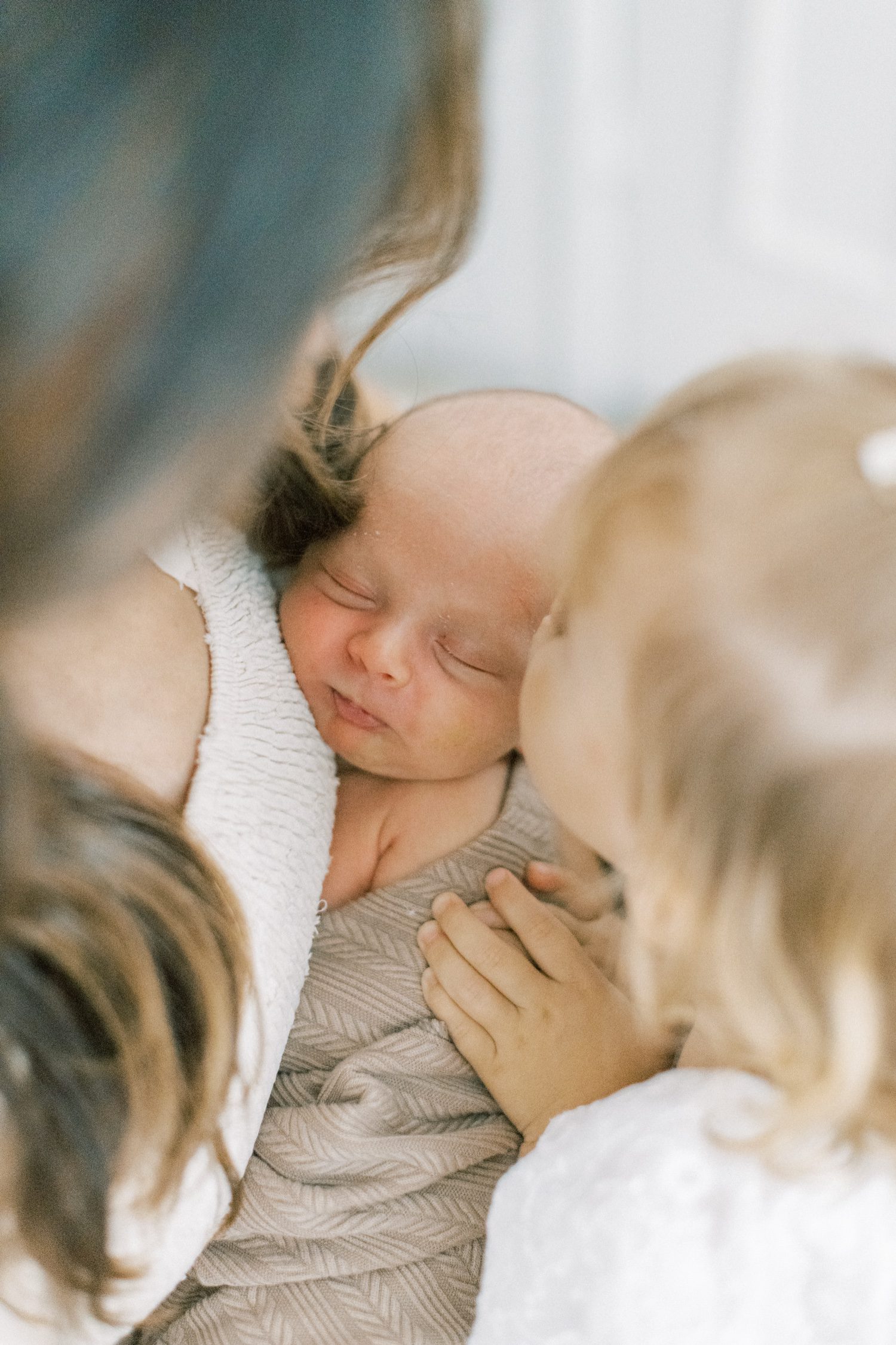 Thousand Oaks Newborn Photographer | Natural & Timeless Newborn Photography in Ventura County, Thousand Oaks Newborn Photographer, Newborn photographer Thousand Oaks, Ventura County Newborn Photographer, Newborn photographer ventura county, Moorpark newborn photographer, Conejo Valley Newborn Photographer, Camarillo Newborn Photographer, Simi Valley newborn photographer, Ventura Newborn Photographer, Oxnard Newborn Photographer, Westlake Village Newborn Photographer, Agoura Newborn photographer
