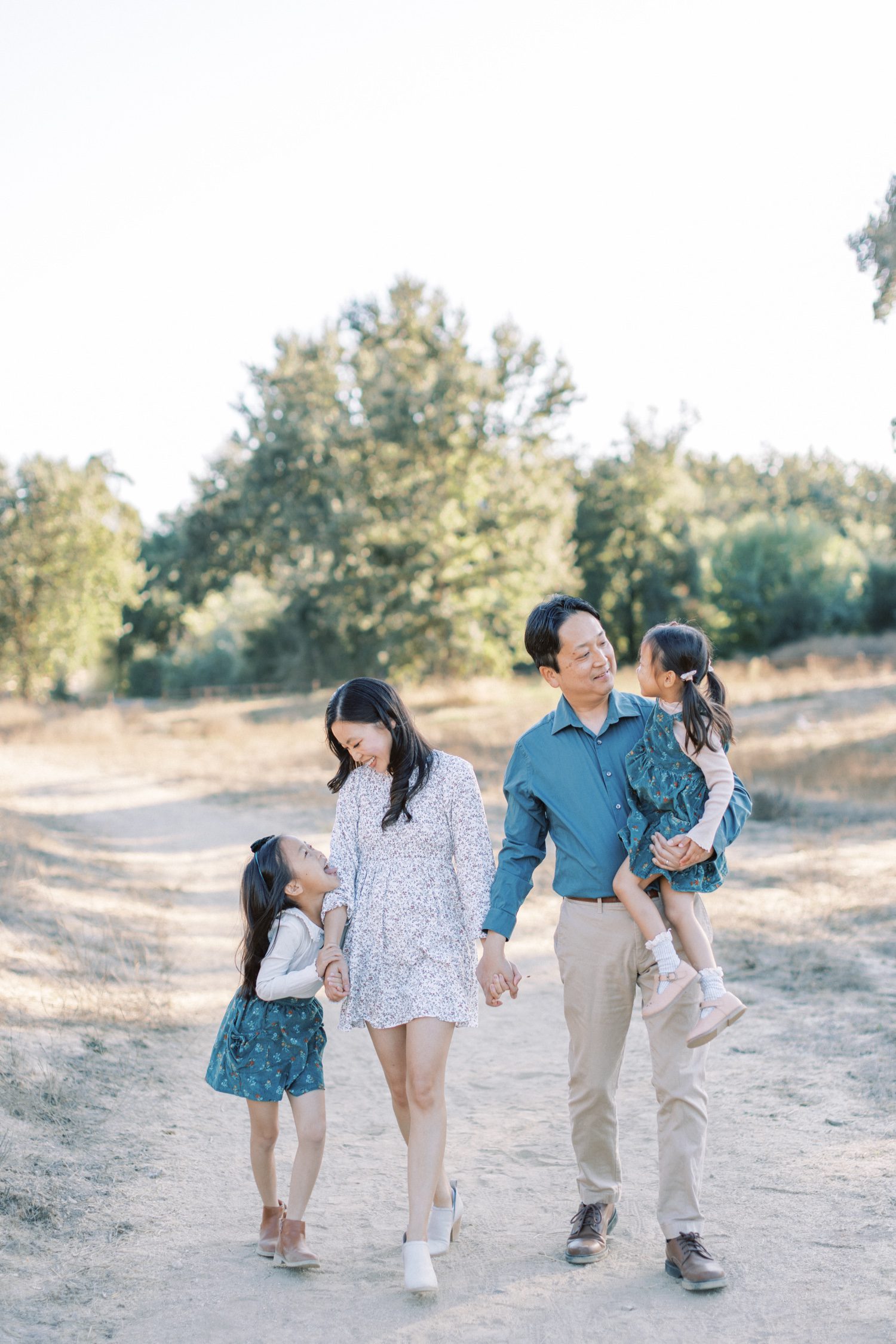 2026 Fall Mini Sessions in Southern California Dates, Locations + What's Still Open, Fall family photos in Ventura, fall family photos in Orange County, Orange County Family Photographer, Laguna Beach Family Photographer, Thousand Oaks Family Photographer, Camarillo Family Photographer, Los Angeles Family Photographer, Malibu Family Photographer, Fall family photos in Moorpark, Fall family photos in Ventura, Ventura Family Photos, Mini Sessions in Ventura County, Mini Sessions in OC